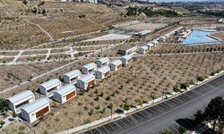 Görgel’den şehrin iki takımına destek