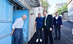 Dumlupınar Mahallesi sakinlerinden Başkan Toptaş’a asfalt teşekkürü