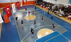 Onikişubat Belediyesi’nin Cumhuriyet Spor Şöleni’nde final heyecanı yaşandı