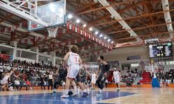 İstiklalspor Basketbol takımı fırtına gibi başladı