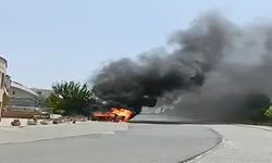 Kahramanmaraş’ta park halindeki otomobil alev alev yandı