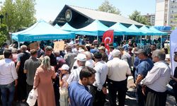 Aşure bereketi Dulkadiroğlu’nda paylaşıldı