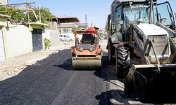 Dulkadiroğlu’nda asfalt mesaisi sürüyor