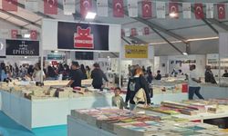10. Uluslararası Kahramanmaraş Kitap Fuarı'na ilk günde 20 bin ziyaretçi