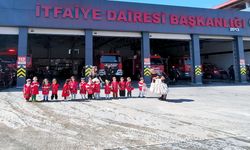 Çocuklar itfaiyeciliği yerinde öğrendi