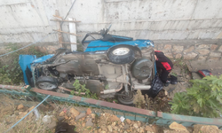 Kahramanmaraş’ta otomobil sulama kanalına uçtu