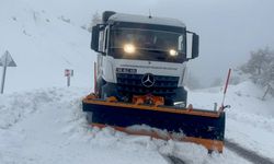 Kırsalda Kar Seferberliği; Büyükşehir ekipleri 7/24 sahada
