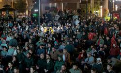 Milli heyecan dev ekranda yaşandı: Dünya Kupası bileti coşkuyla kutlandı