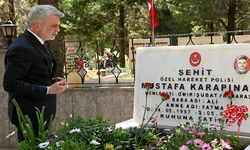 Aziz Şehitler ve Hayatını Kaybeden Öğrenciler Kabri başında dualarla anıldı