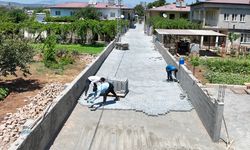 Kılılı Mahallesi Zülfikar Sokak'ta Parke Taşı Döşeme Çalışmaları Sürüyor