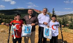 Kahramanmaraş’ta Scooterlarını bayrak sevgisi için sürdüler
