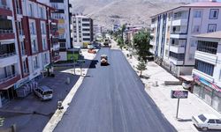 Büyükşehir’den Elbistan’da sokak sokak cadde cadde asfalt