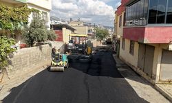 Büyükşehir’den Dulkadiroğlu Şeyh Şamil Mahallesi’nde kesintisiz asfalt mesaisi