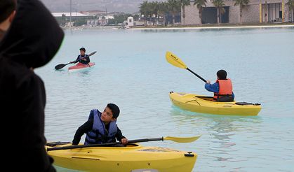 Kristal Lagün gölünde kano kursu başladı