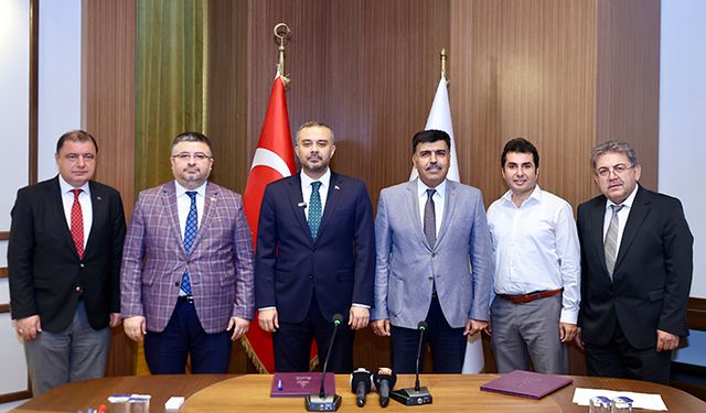 Başkan Toptaş’tan üniversite hayali kuran gençlere dev müjde