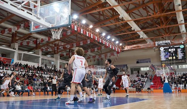 İstiklalspor Basketbol takımı fırtına gibi başladı