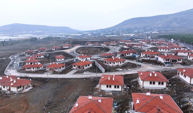 Kahramanmaraş’ta 10 binden fazla köy evi teslim edildi