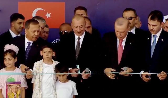 Cumhurbaşkanları Erdoğan ve Aliyev, 250 Bininci afet konutu teslim törenine katıldı