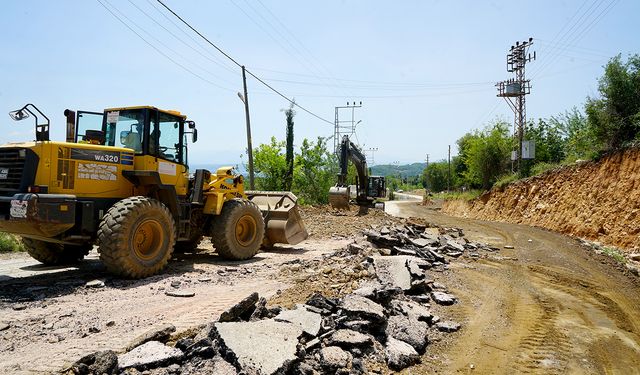 Andırın’da 10 Mahallenin daha ulaşım konforu Büyükşehir’le artıyor