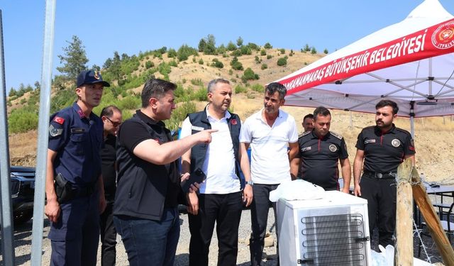Başkan Toptaş ve Kaymakam Çiğdem, yangın bölgesinde vatandaşları ziyaret etti