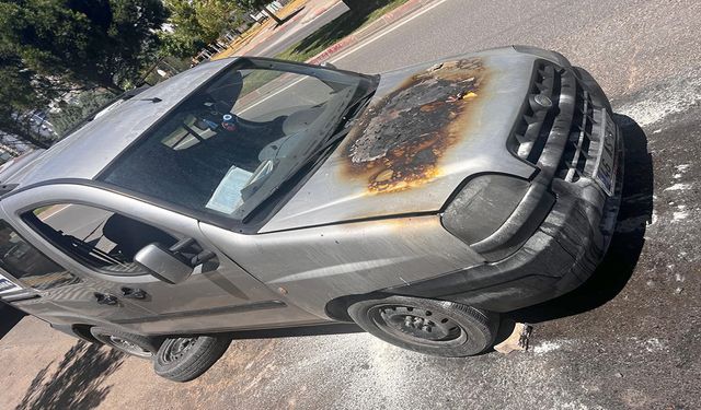 Seyir halindeki ticari araçta yangın çıktı