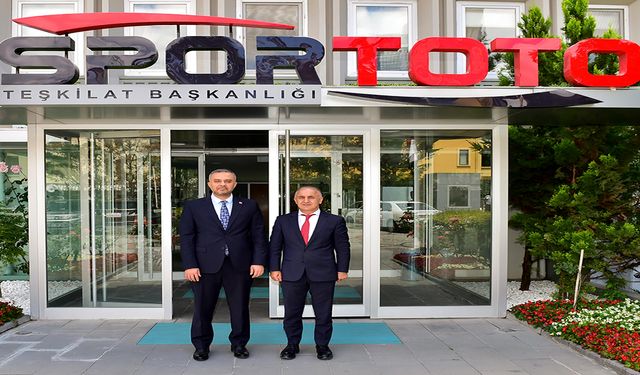 Başkan Hanifi Toptaş’tan dev müjde: Gençlik Merkezi için imzalar atıldı