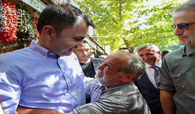 Bakan Murat Kurum Kahramanmaraş’ta gözyaşlarıyla karşılandı