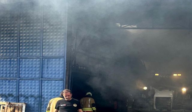 Kahramanmaraş’ta Metal eşya imalathanesi alevlere teslim oldu