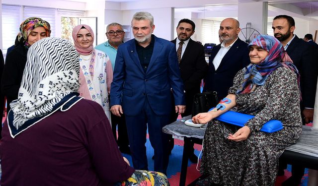 Başkan Görgel, “Yaşlılarımıza yönelik hizmetlerimizi artırarak sürdürüyoruz”