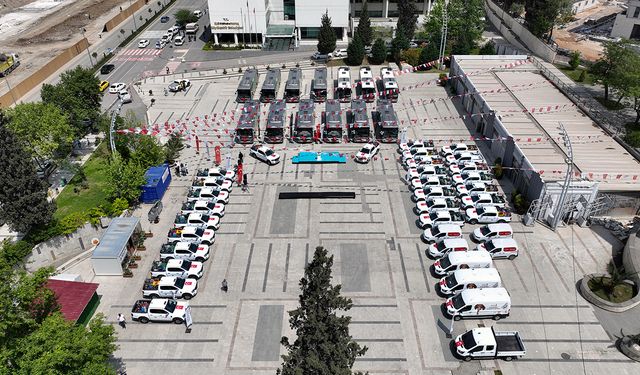 Büyükşehir’den 144 hizmet aracı filoya kazandırıldı