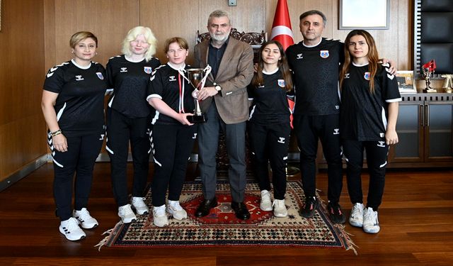 Büyükşehir’in Kadın Goalball Takımı, Türkiye’ye Gelmeyen Tek Kupaya Talip