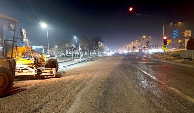 Kahramanmaraş’ta yollardaki bozulmalar gideriliyor