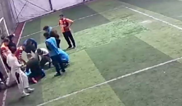 Halı sahada göğsüne çarpan topla hayatını kaybetti