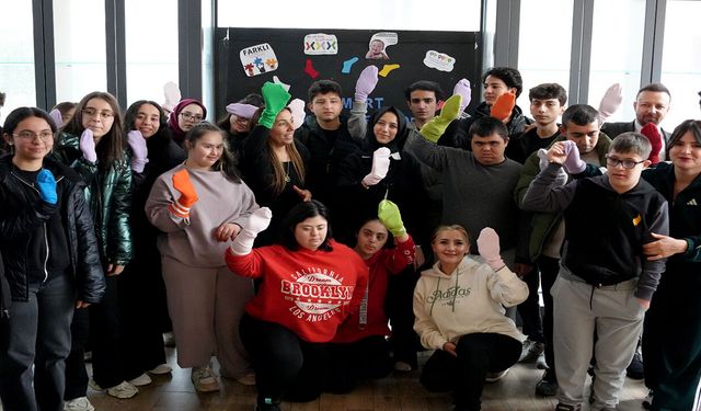 DOKMER’de Sevgi Kazandı: Down Sendromlular Günü’ne renkli kutlama