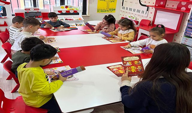 Onikişubat Belediyesi’nin minik kalplerinden Kütüphaneler Haftası’na örnek proje