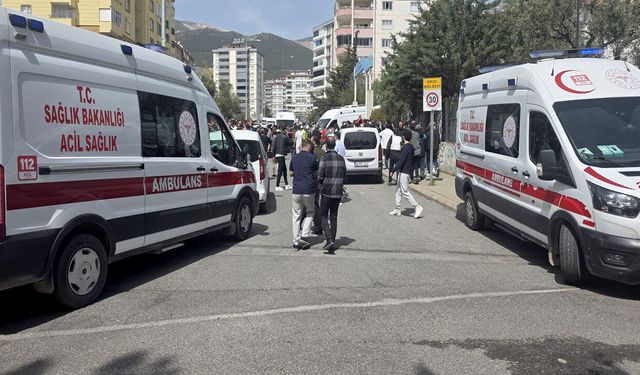 Kahramanmaraş’ta okulda silahlı saldırı: 1 öğretmen ve 8 öğrenci hayatını kaybetti