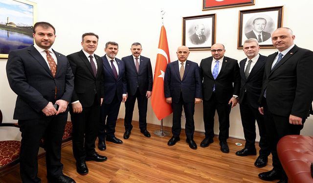 AK Parti Kahramanmaraş Heyeti İçişleri Bakanı Çiftçi ile bir araya geldi