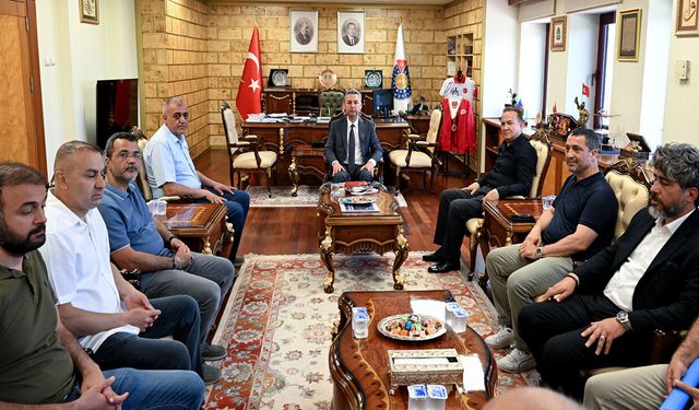 KSÜ'de Öğretmen Ayla Kara ve öğrenciler için anlamlı buluşma