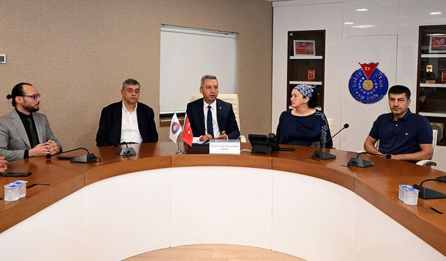 KSÜ’de Tekstil ve Moda Alanında iş birliği toplantısı düzenlendi