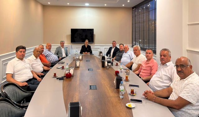 MHP'li Karakoç, Kahramanmaraş'ta gazetecilerle bir araya geldi