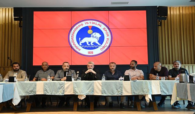 Başkan Görgel, İstiklalspor Yönetimi ve Futbolcularıyla bir araya geldi