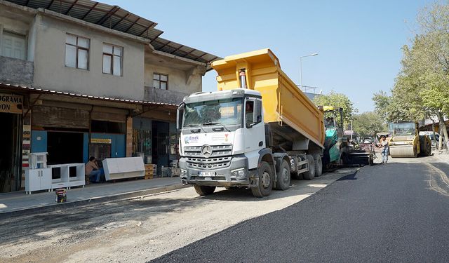 Büyükşehir, Dulkadiroğlu Alpaslan Caddesi’nde kapsamlı dönüşümü sürdürüyor