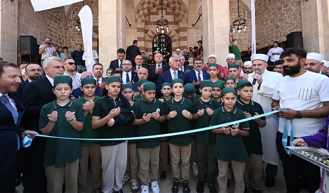 Asırlık 5 Camii Restorasyonun ardından yeniden ibadete açıldı