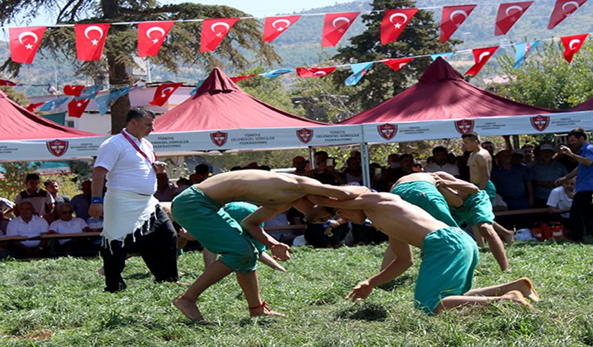 Şalvar Güreşlerine rekor katılım