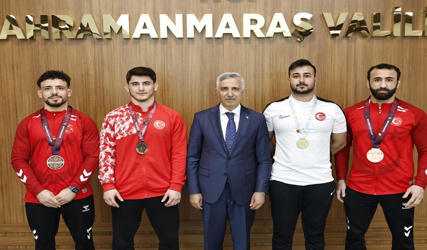 Vali Ünlüer’den şampiyon sporculara tebrik