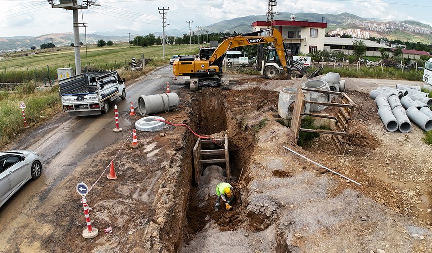 Batı Mahallelerin Altyapı ihtiyacını karşılayacak proje hızla ilerliyor