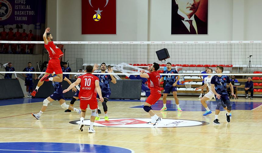 Onikişubat Belediyespor Voleybol Takımı Evinde Galibiyetle Başladı