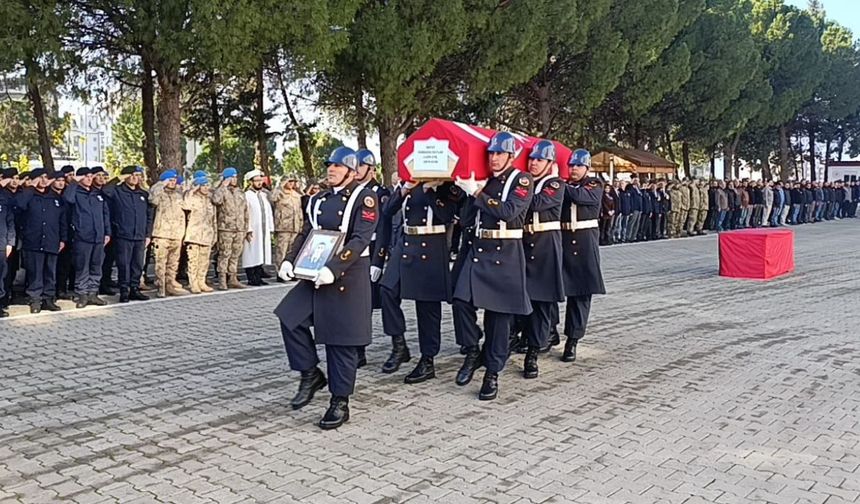 Kahramanmaraş’ta Kahreden Kaza: Uzman Çavuş ve Hamile Eşi Yaşamını Yitirdi