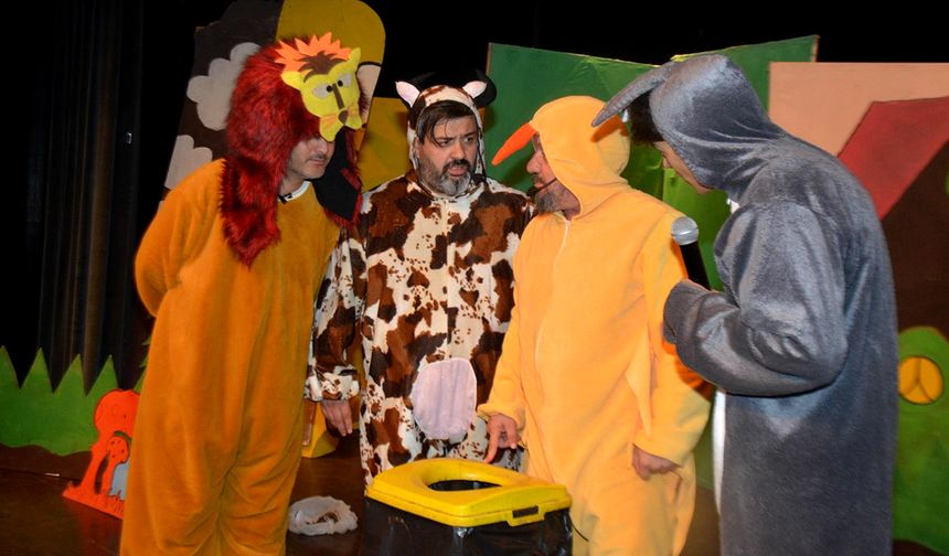 “Geri Dönüşüm Ormanı” ile çocuklar hem eğlendi hem de öğrendi