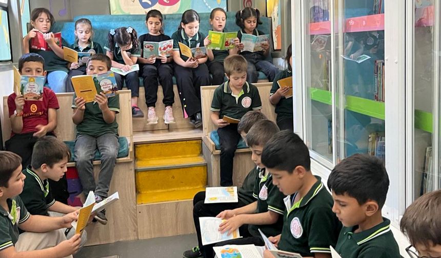 Kahramanmaraş’ta Mobil Kütüphane çocuklarla buluştu